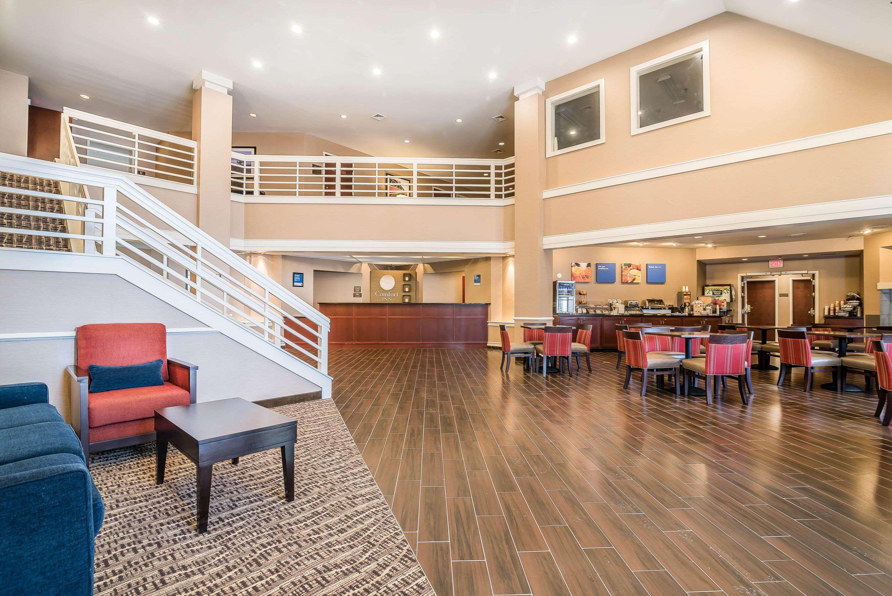 Comfort Inn Concord Exterior photo
