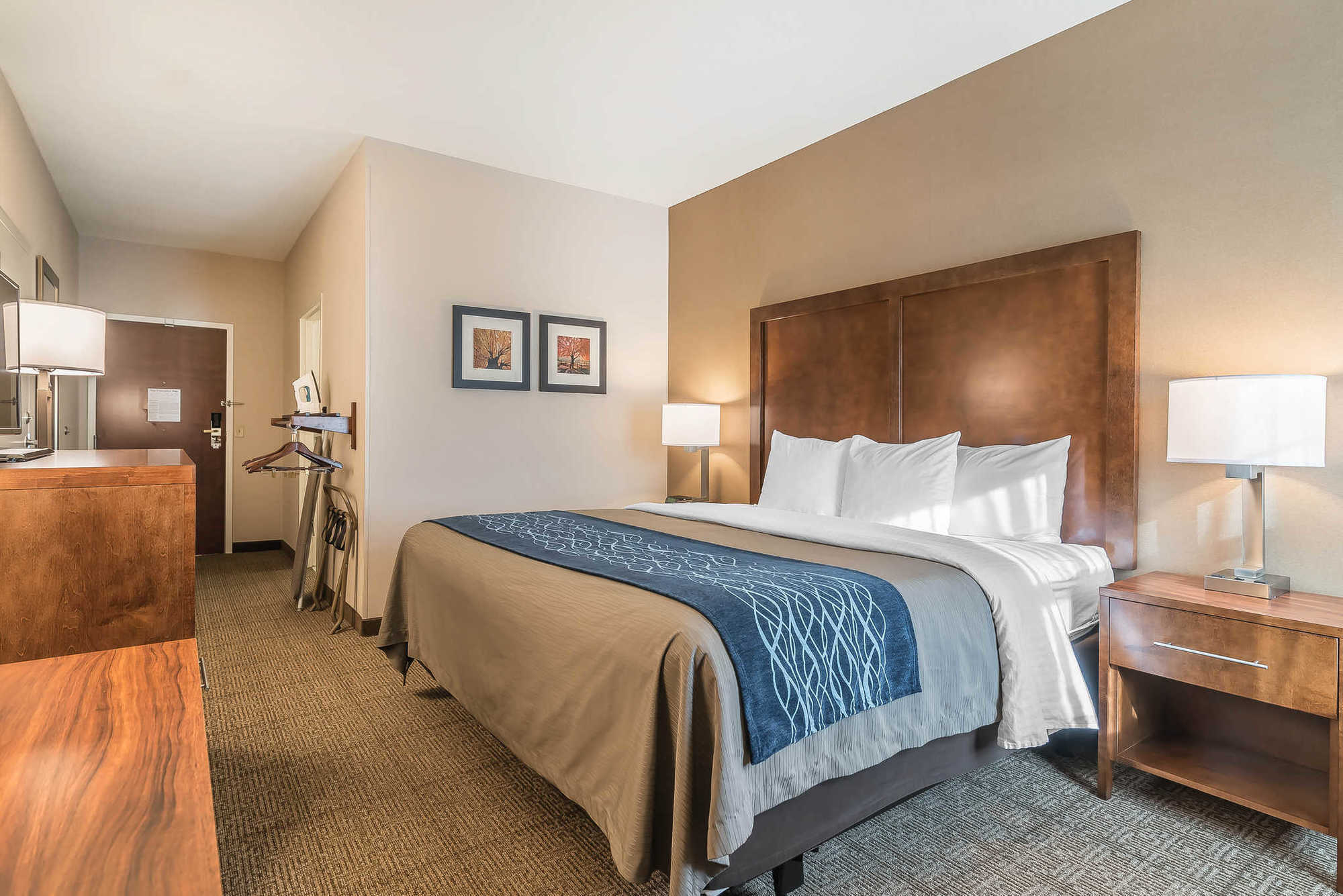 Comfort Inn Concord Room photo